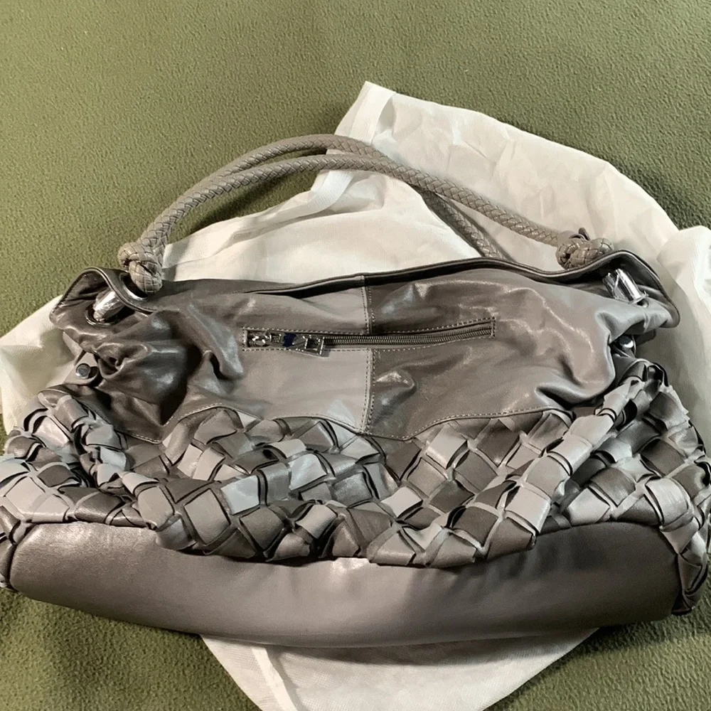 Laurel & Sunset two-tone grey purse - Picture 2 of 5